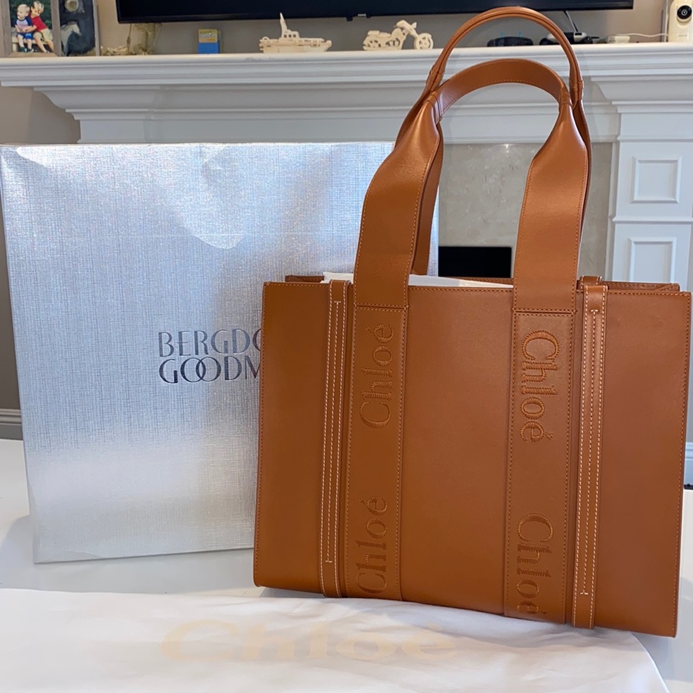 Chloe Woody Medium Leather Tote Bag